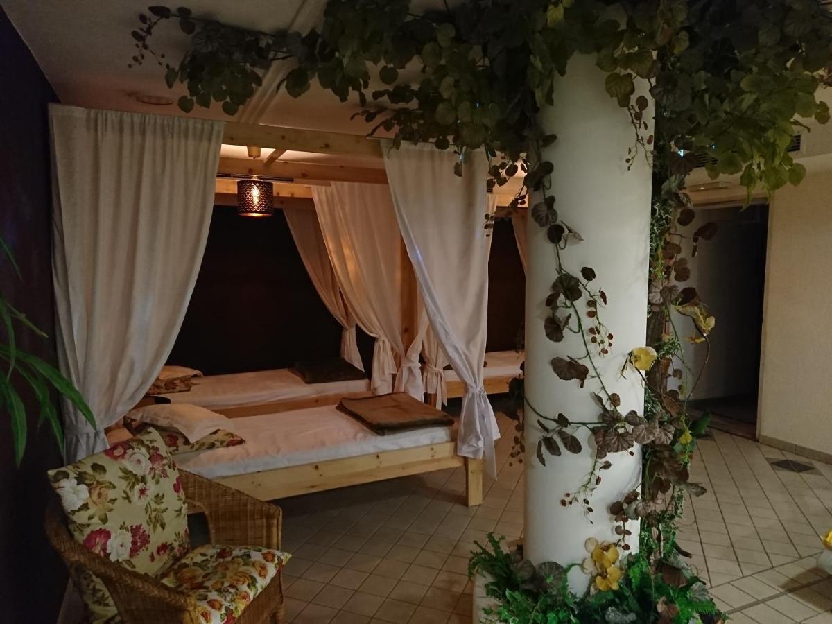 Hotel Kristall Falzes Exterior foto